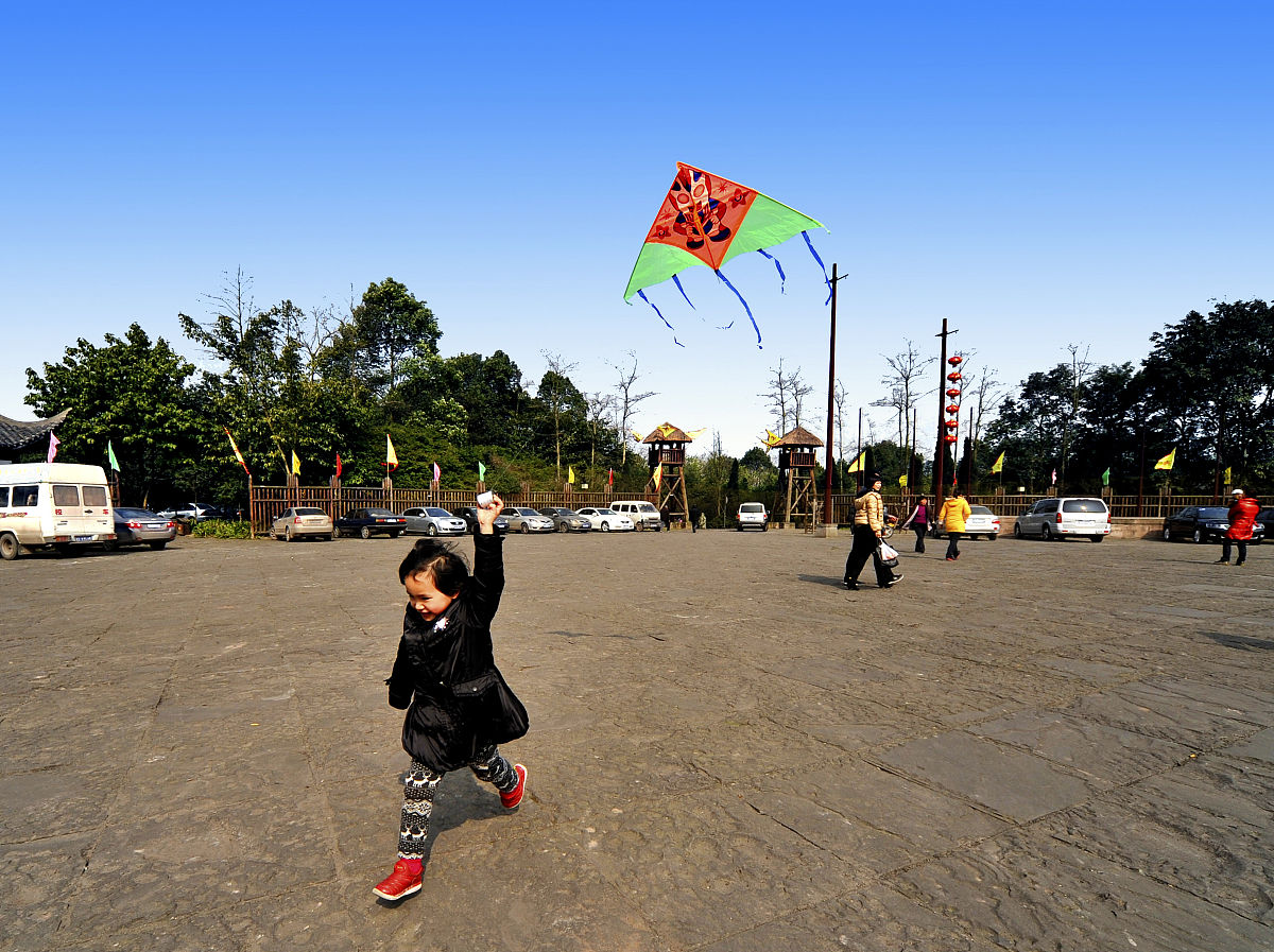 重庆女生读什么卫校好？2022年重庆卫校推荐