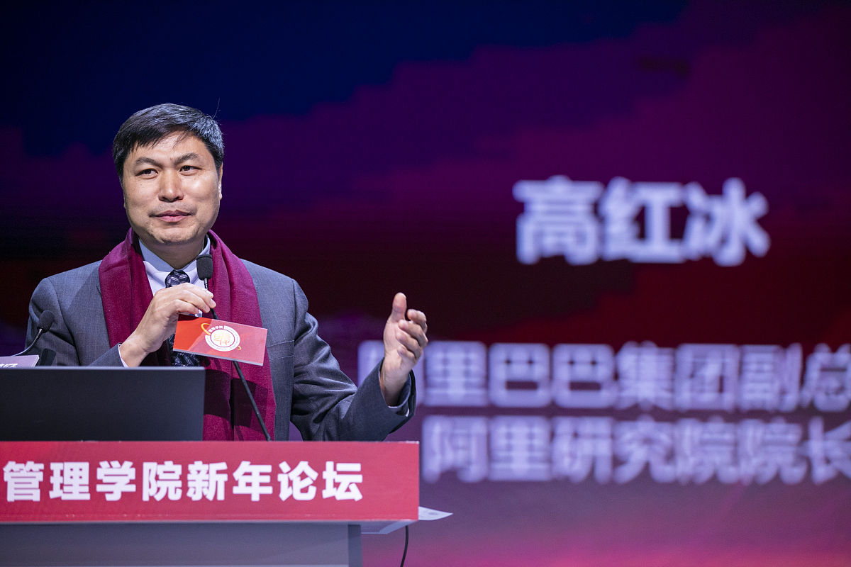 写一篇关于华东政法大学张骏教授《民法典解读》课程的感受