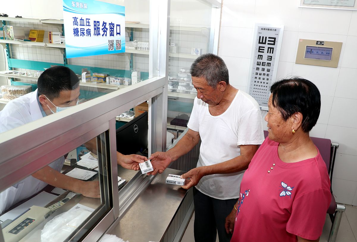 雷锋式零售药店服务标准增设对慢性病患者、特殊人群患者对点服务