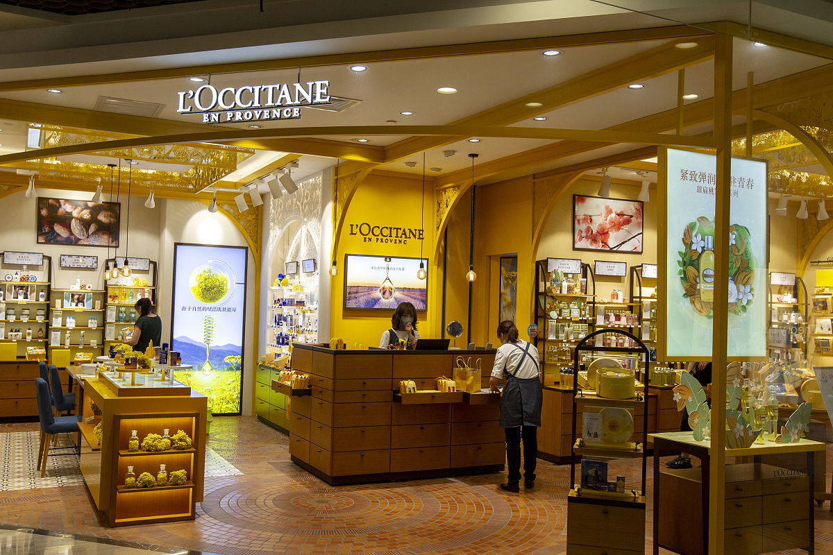 2020年06月06日,上海,商场内化妆品品牌,l'occitane(普罗旺斯欧舒丹).