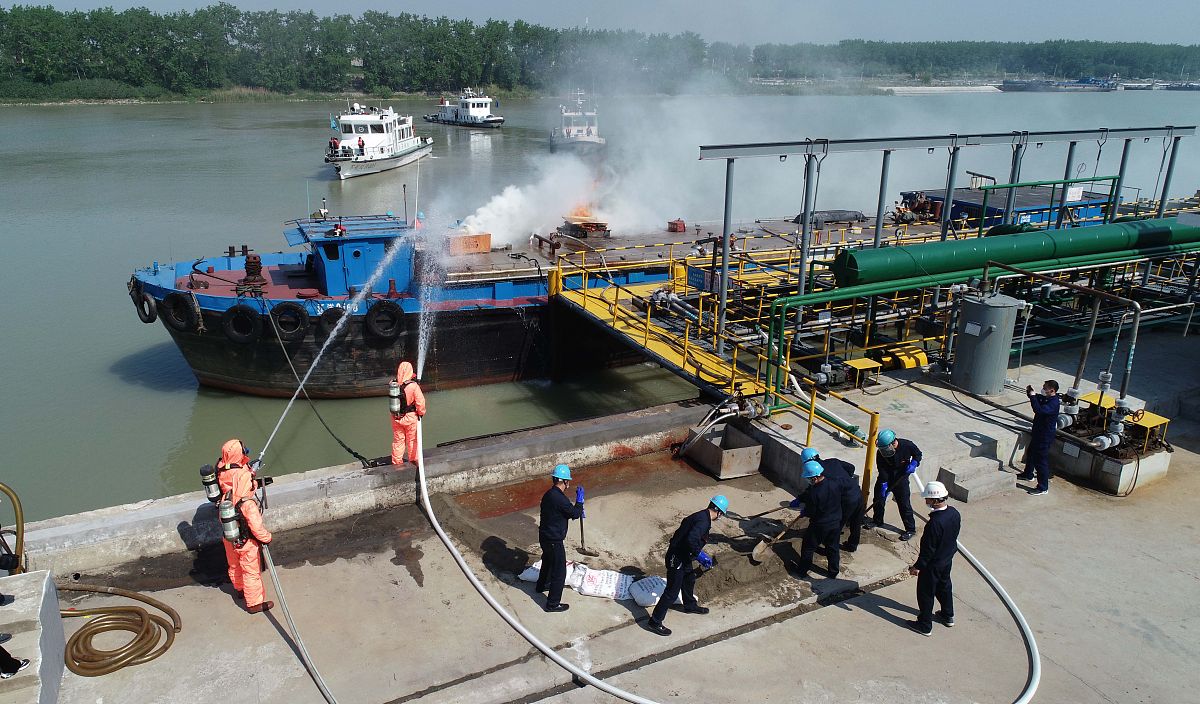 政府船舶碰撞桥梁应急能力提升策略