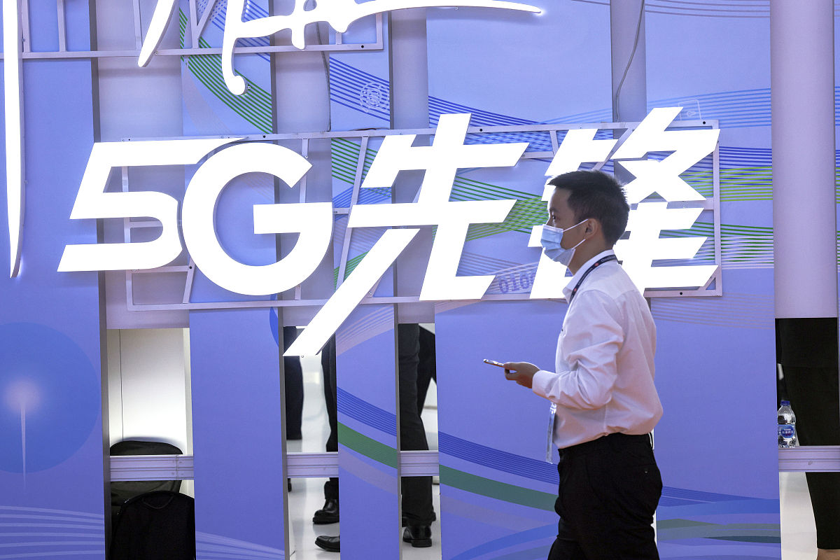 你能描述一下中兴通讯在埃及的成就么并用案例和数据作为支持