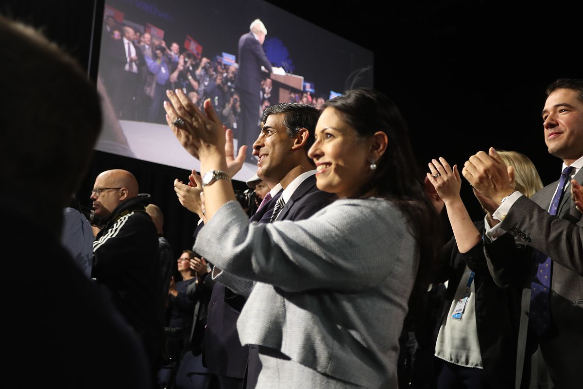 2020年重庆巴蜀职校挖掘机维修专业招生简章