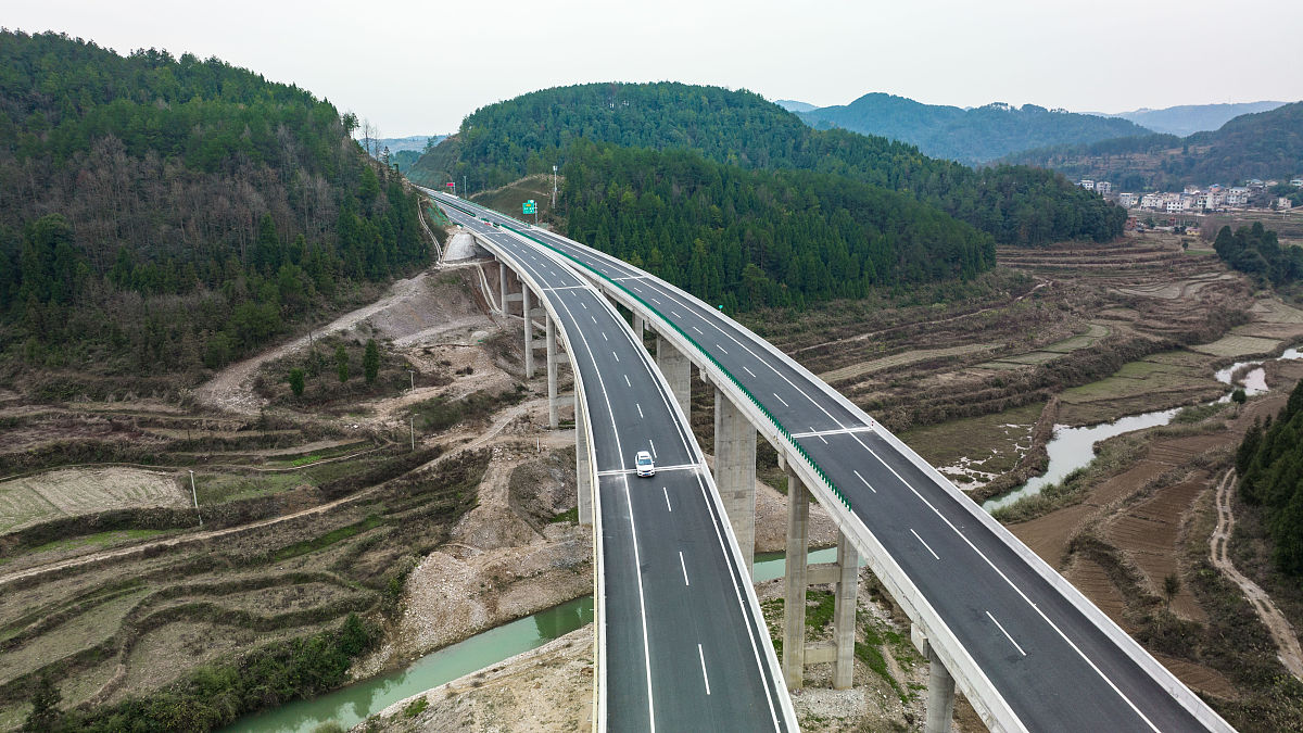 关于贵州铜仁城市及道路照明工程专业承包二级资质新办及转让内容详细点字数