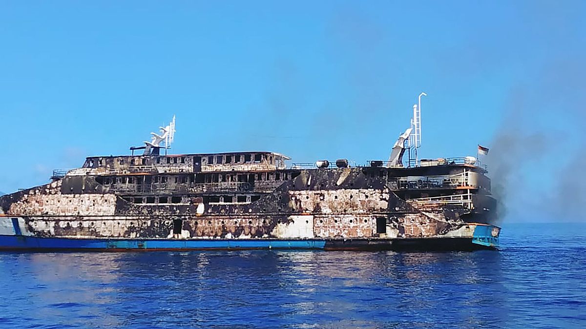当地时间2021年5月29日,印度尼西亚马鲁古海附近,客船"卡里亚·英达"