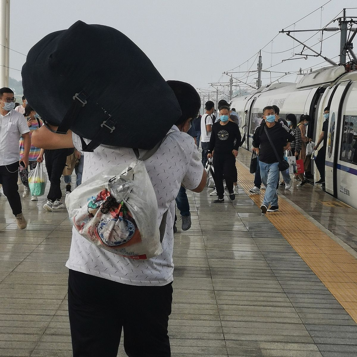 西安到洛阳的距离