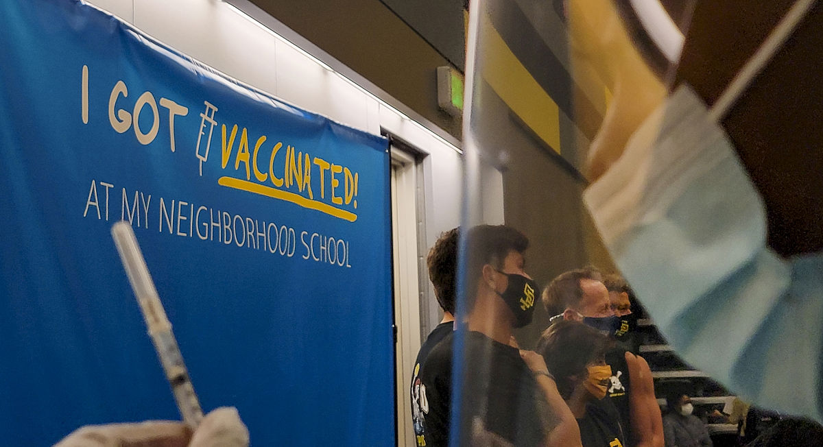 在昆士兰大学读商科广告学研究生学需要多少费用