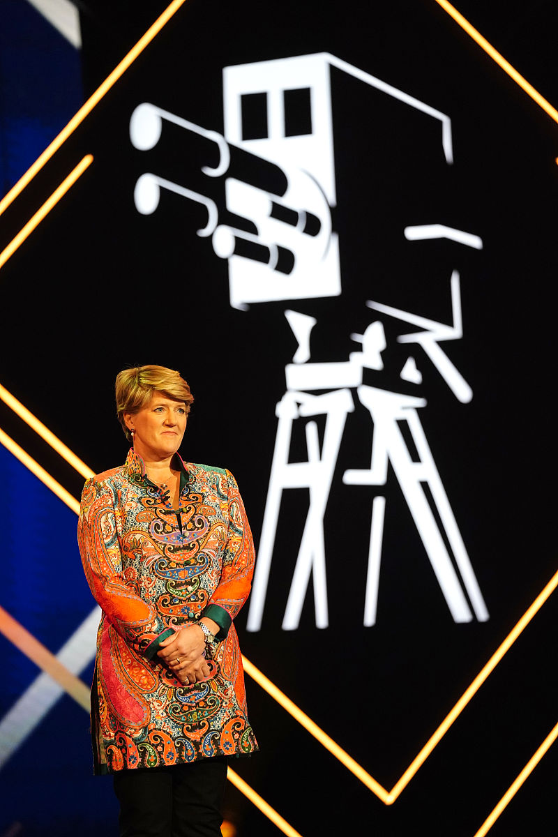 2021年12月19日,英国,2021bbc年度体育人物颁奖典礼举行.presenter cl