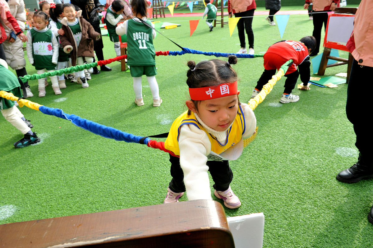 中班小朋友李淳成长建议：发挥优势，遵守规则，更上一层楼