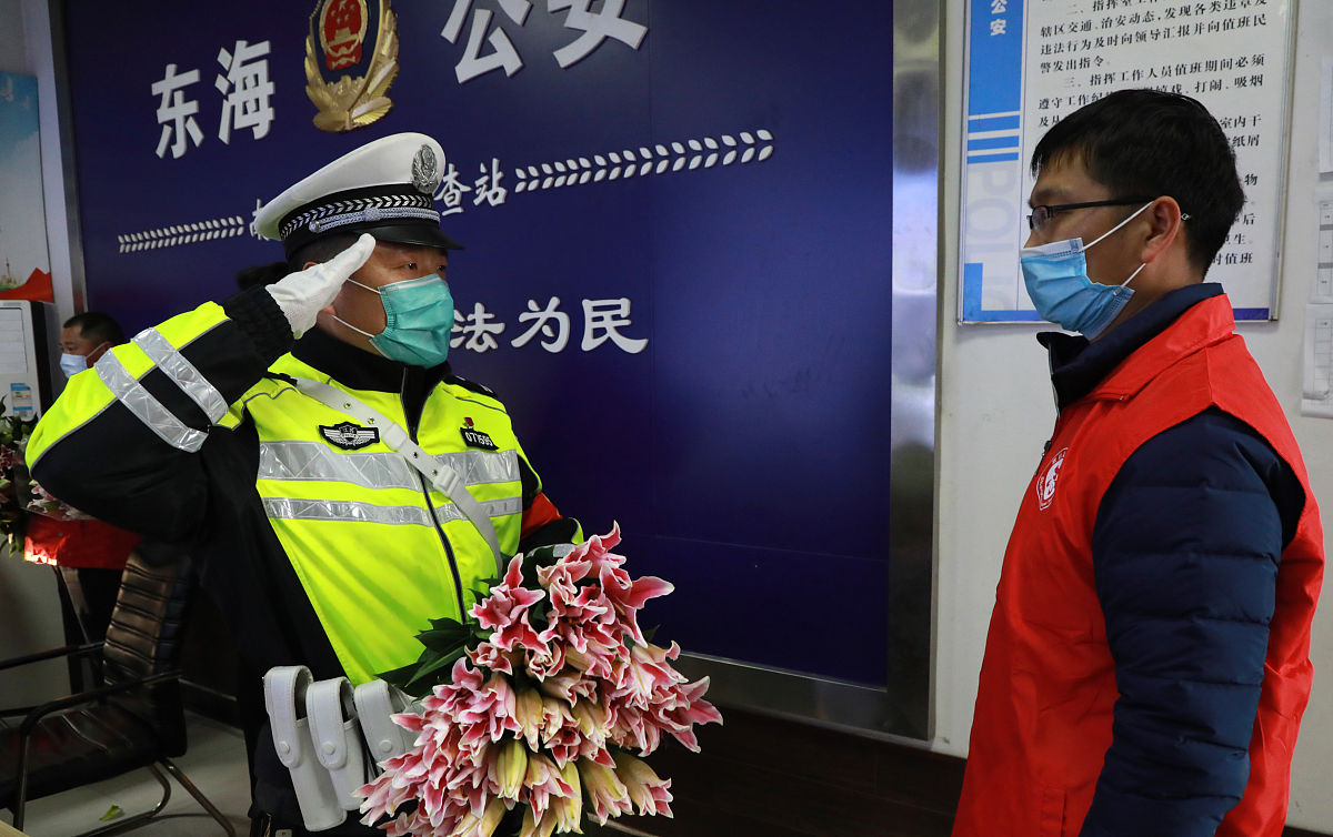 廉洁润初心铸魂担使命为主题本人银行员工农村父母的廉洁故事900字