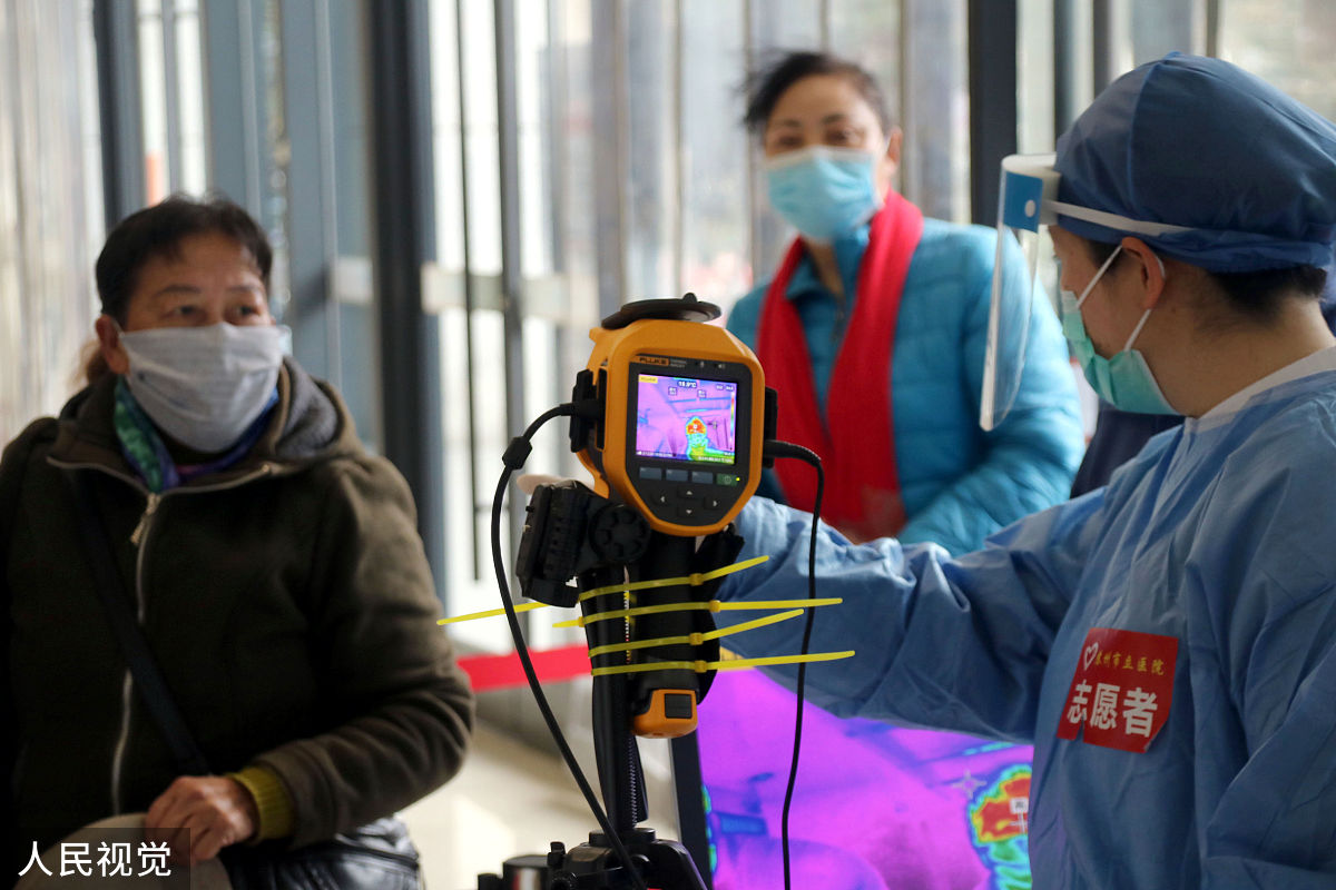 热射病补液治疗指南：快速降温、恢复体液平衡