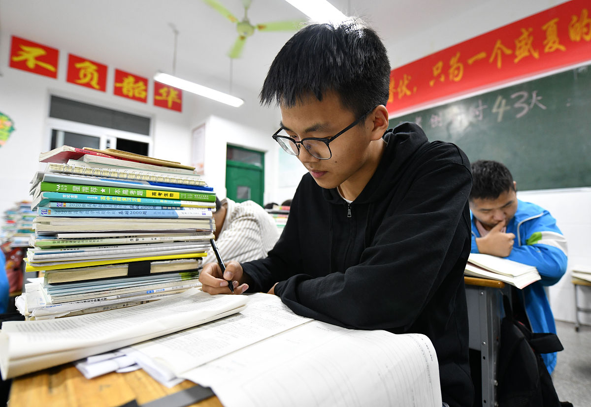 安庆独秀学校2023年招生计划：招收360人左右