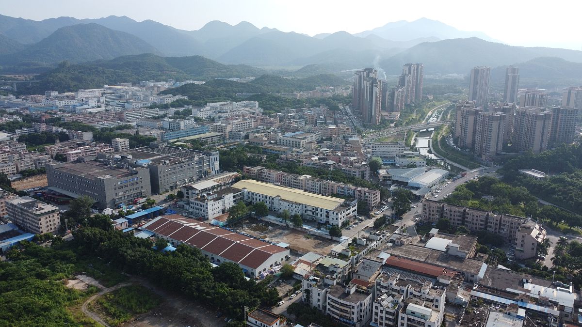 2021年9月10日,广东省东莞市清溪镇,航拍银瓶山风光.建筑物.