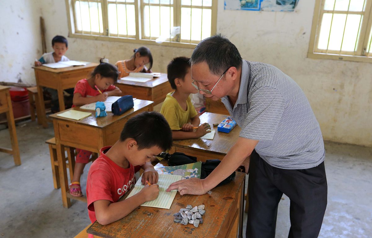 暑期三下乡支教活动总结：农村教育现状与感悟