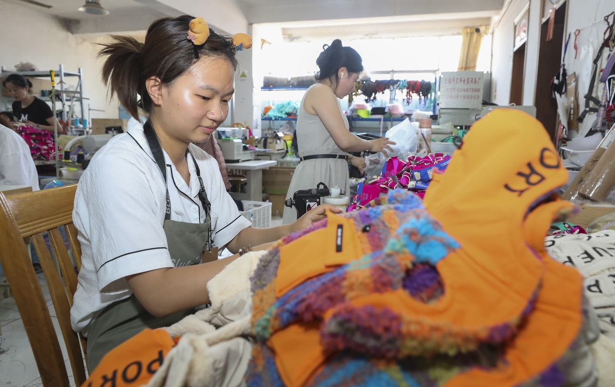 广东省丝绸职业技术学校2022年招生简章 - 培养你的丝绸梦想