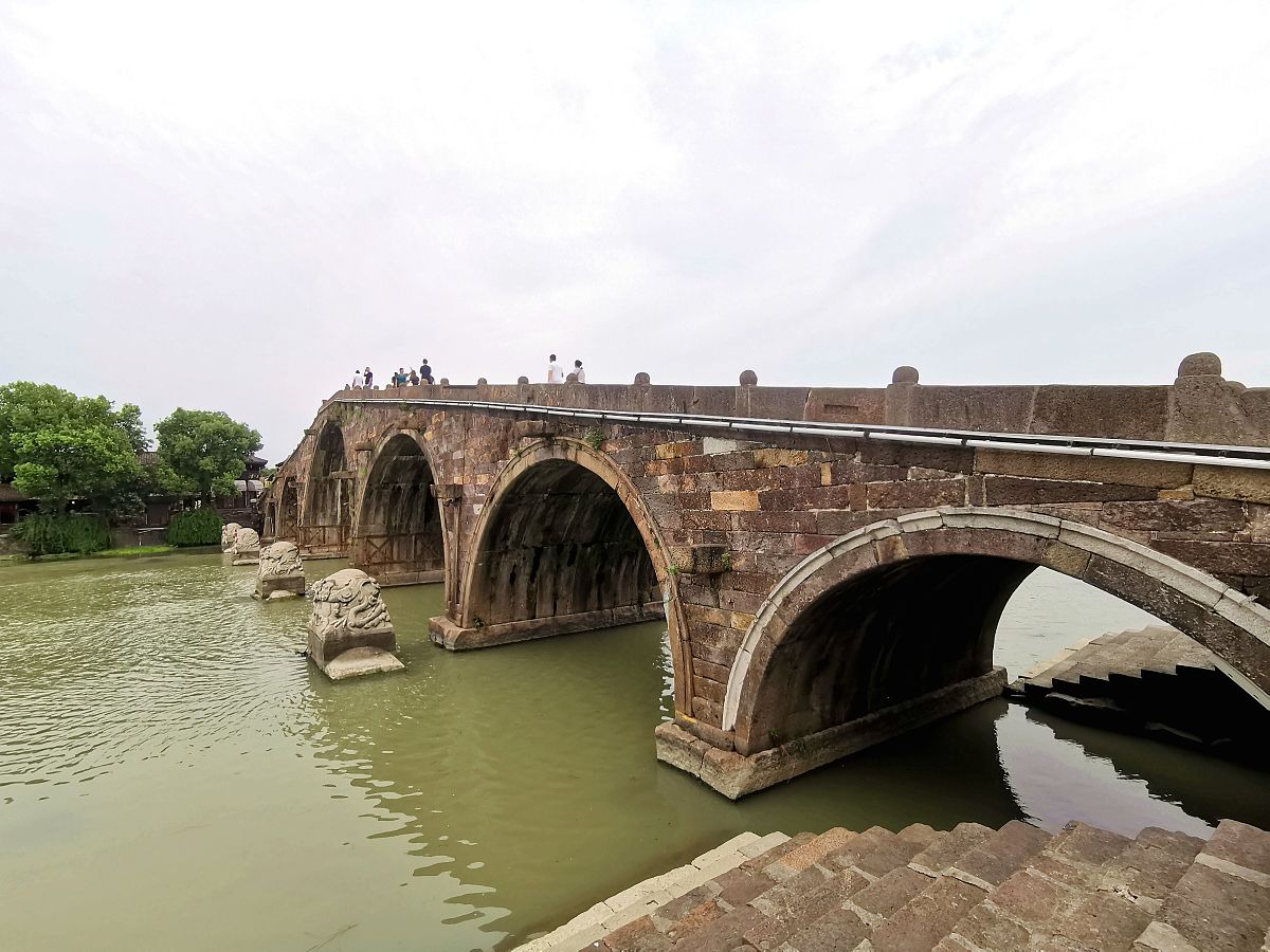 杭州临平职业高级中学2023年招生电话是多少？