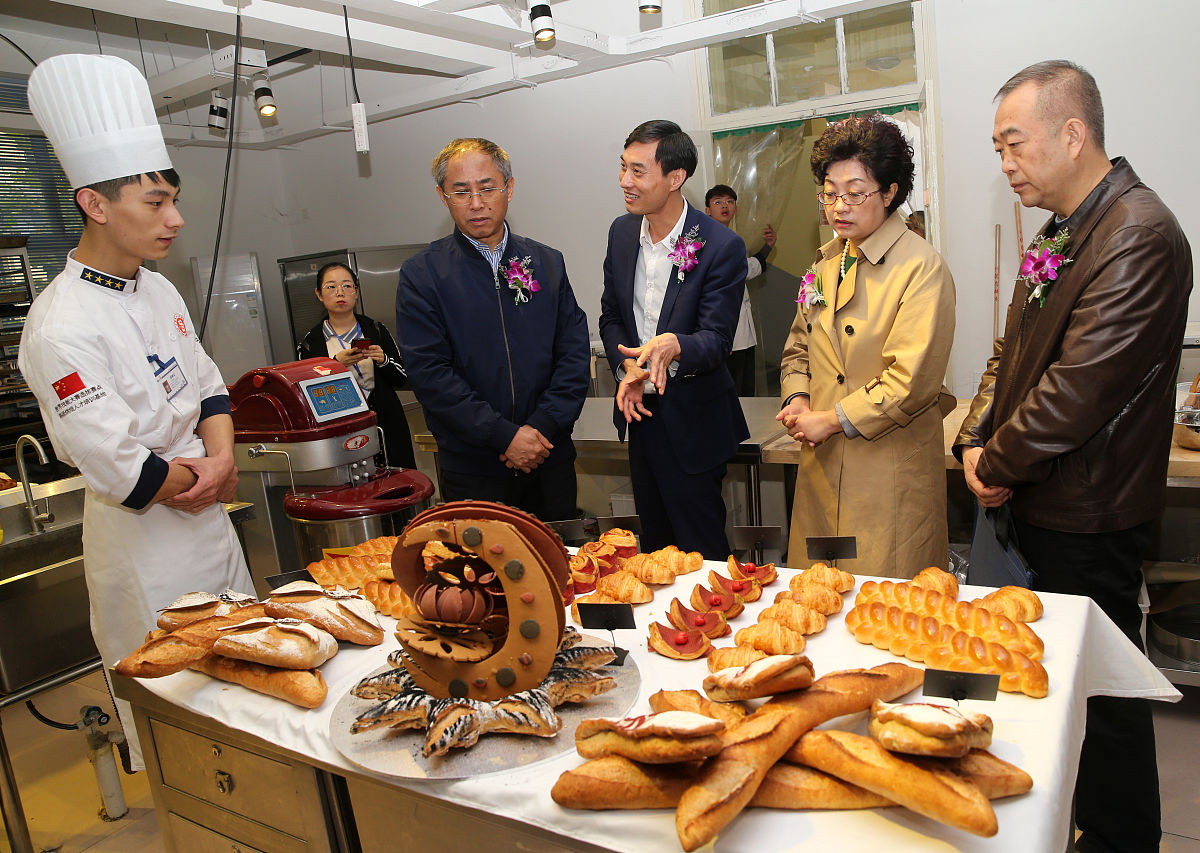 恩施市技工学校酒店管理专业怎么样？就业前景及学习难度分析