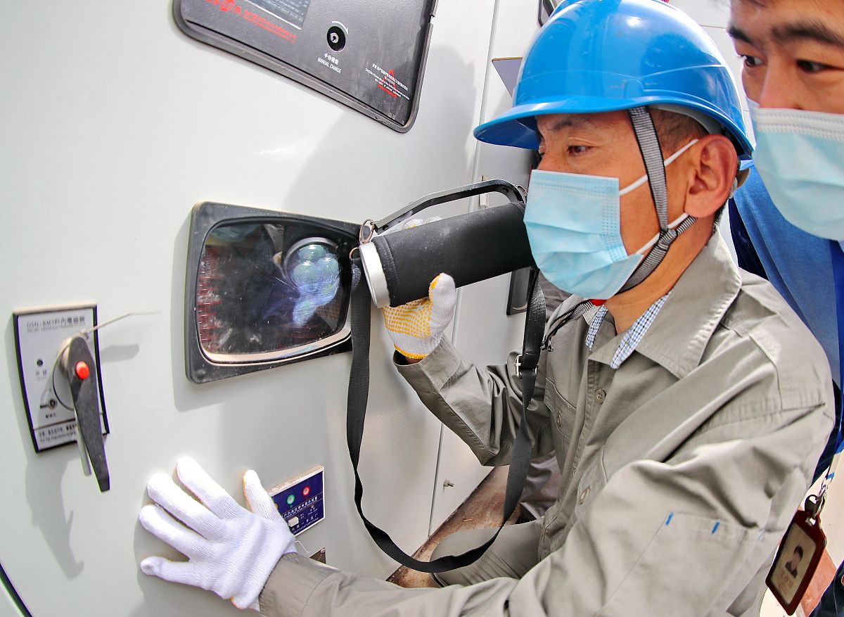 在风险感知对一线管理人员参与职业健康管理的影响过程中员工职业健康效能存在调节效应1000字