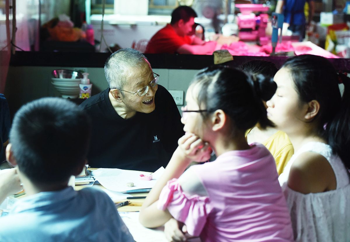 奶奶的教师梦 写一篇300字小学作文