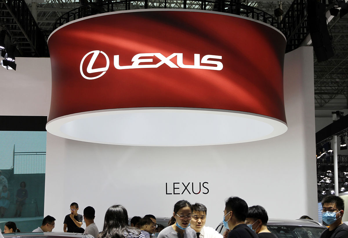 雷克萨斯售后服务满意度对比：竞争品牌分析