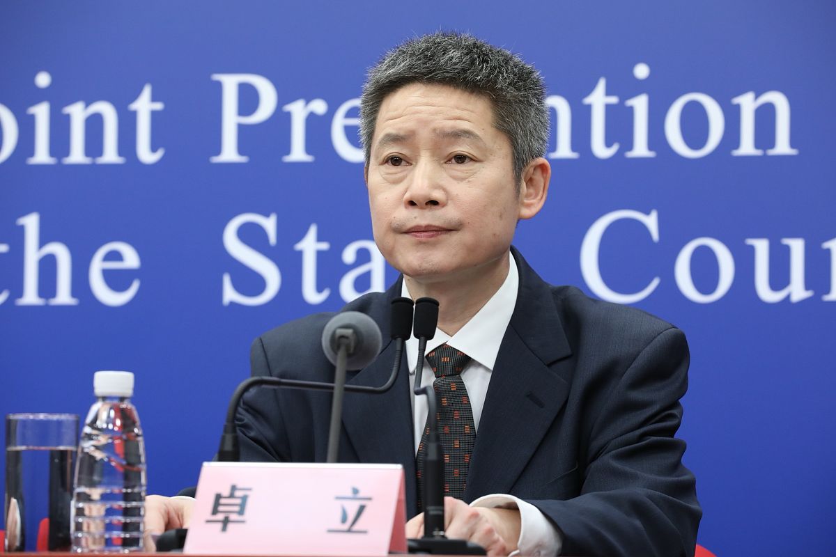 “水变油”骗局：科学原理与媒体责任