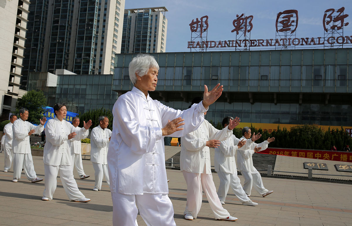 邯郸女生上中专学什么专业好？2022年热门专业推荐