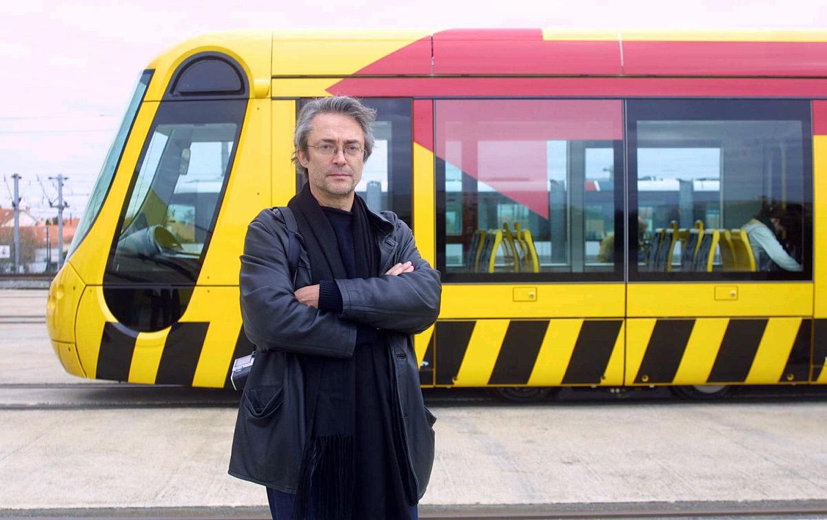 轻轨交通信号系统：原理、功能和应用