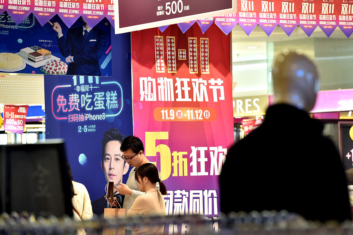 服装品牌劳动节活动策划方案：享受劳动，领略美好