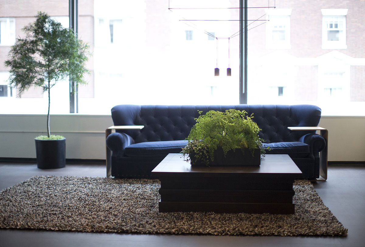 武汉市第二轻工业学校2023年招生简章 - 培养技术人才，开拓未来