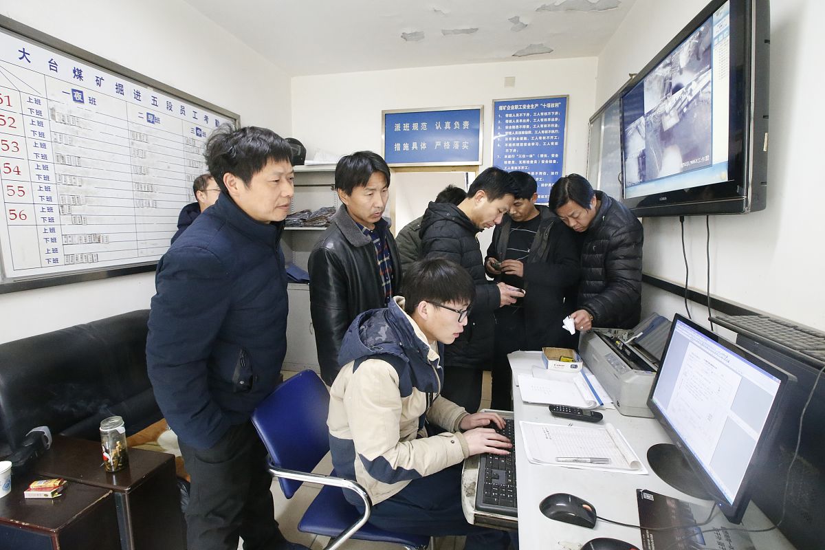 高速公路项目部档案部实习日报 - 整理、归档和管理项目档案