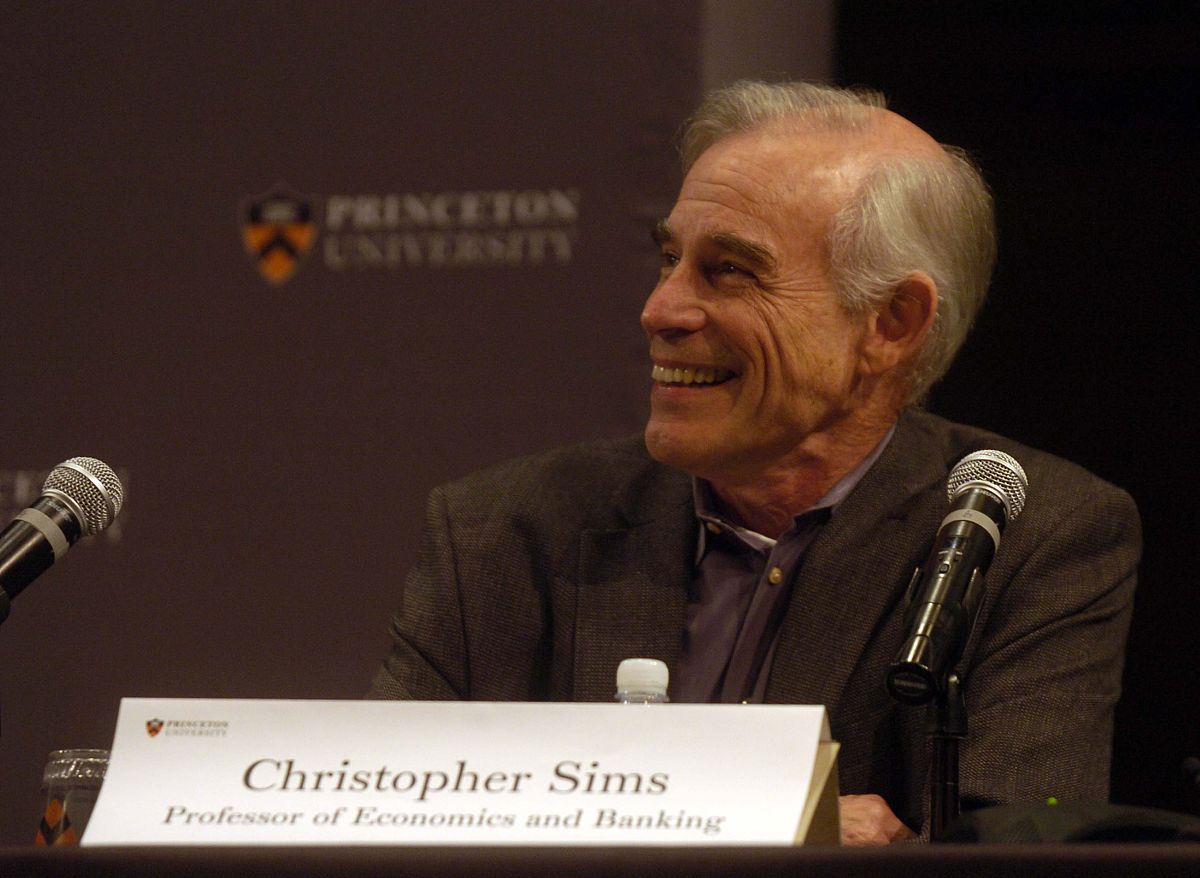 什么是微观和宏观的经济学角度