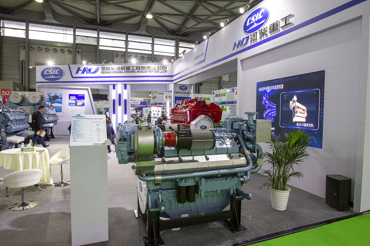 改写：我们还参观了河南柴油机重工有限责任公司身是河南柴油机厂始建于1958年5月我国- 五期间156项重点项目之一2007年6月成立河南柴油机重I有限责任公司属于中国船舶重工集团公司国际先进、国内领先的高速大功率柴油机专业制造厂。河柴重工位于河南省洛阳市涧西区占地435万平方米。50年来河柴负振兴民族I业服务国防建设的企业使命自觉践行-流产品奉献社会的企业宗旨为国防建设和国民经济作出了突出贡献。近