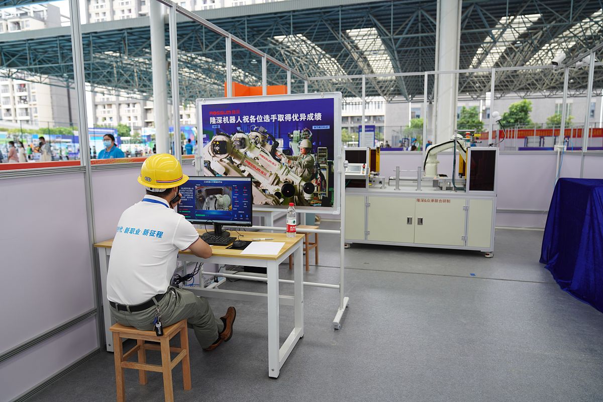 麻城理工中等专业学校工业机器人专业怎么样?就业前景、课程设置、教学质量分析 麻城理工中等专业学校工业机器人专业怎么样?就业前景、课程设置、教学质量分析