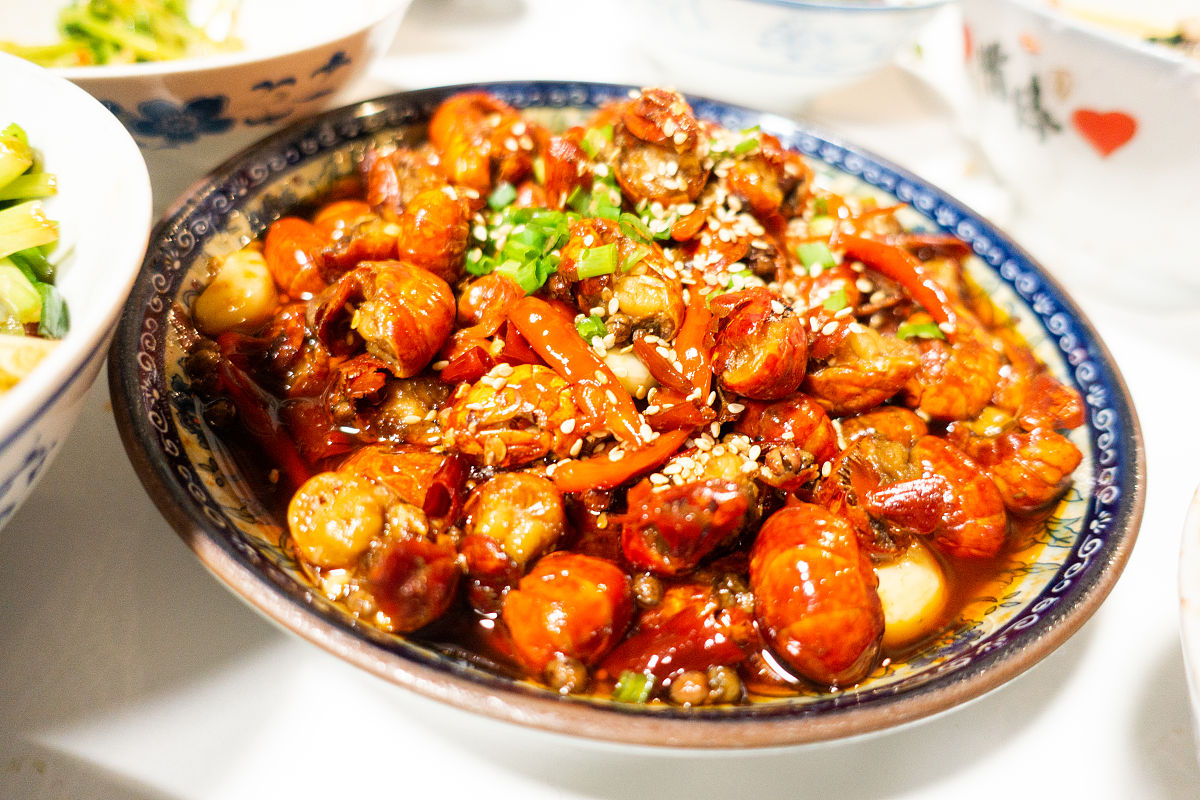 长沙必吃美食推荐：价格实惠，地道美味！