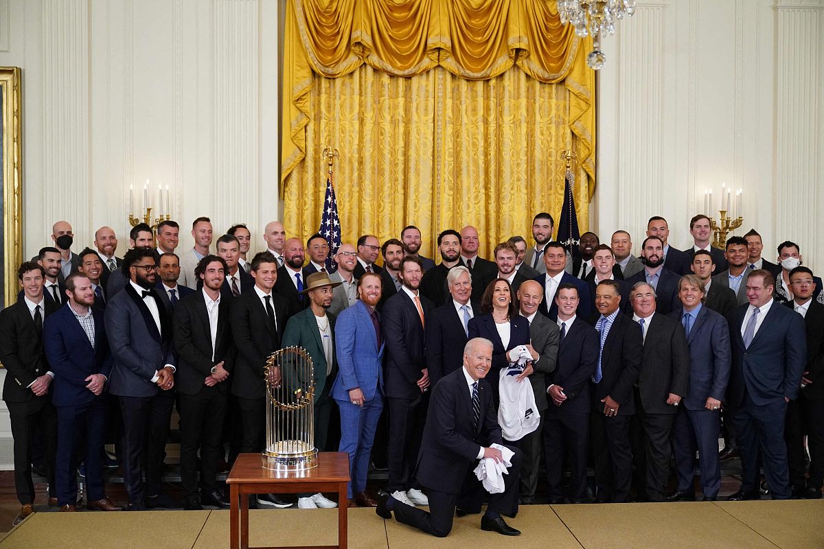 外国总统不去江西我不知道外国总统为什么不去江西因为没有具体的情况和背景信息。可能是因为时间安排冲突、安全考虑、政治因素等原因。继续