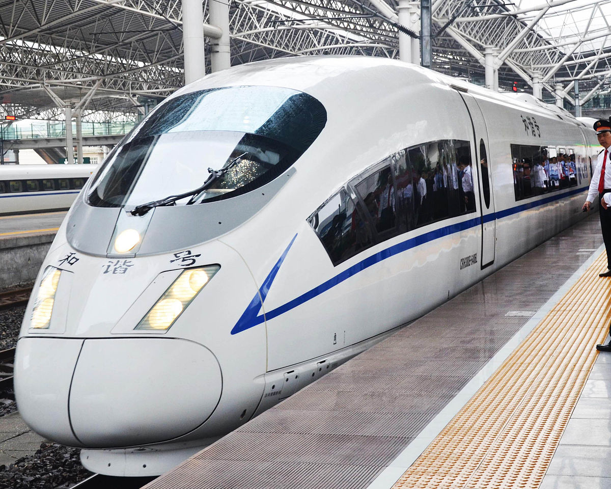 昆明轻轨交通学校_云南有高铁学校吗