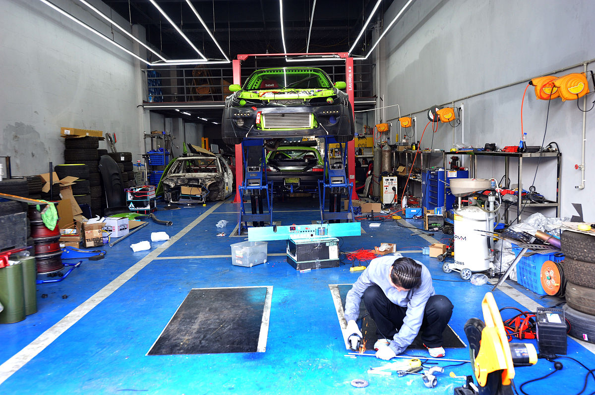 广州汽修学校热门专业：汽车电子、美容、维修前景广阔