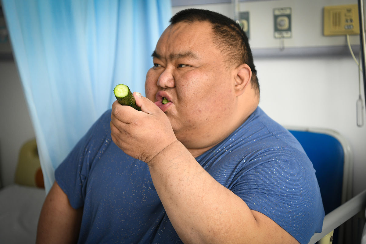 男友吃胖了！从瘦子到油腻大汉，这变化太真实了！