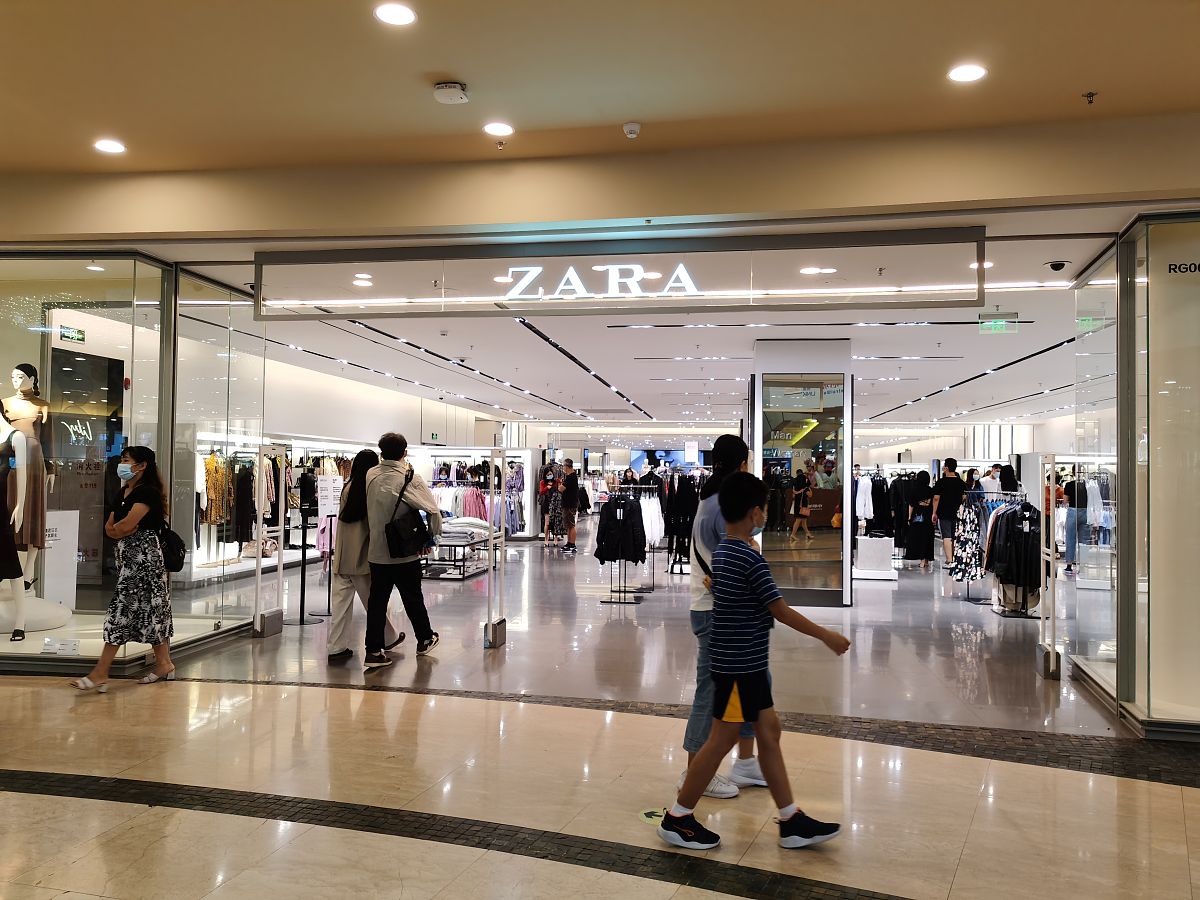 服装卖场空间环境对营销策略的影响