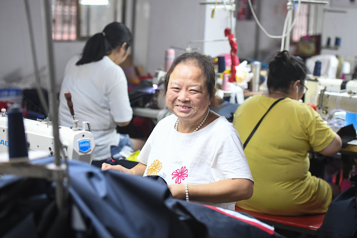 女干部50周岁退休条件：政策解读与申请指南
