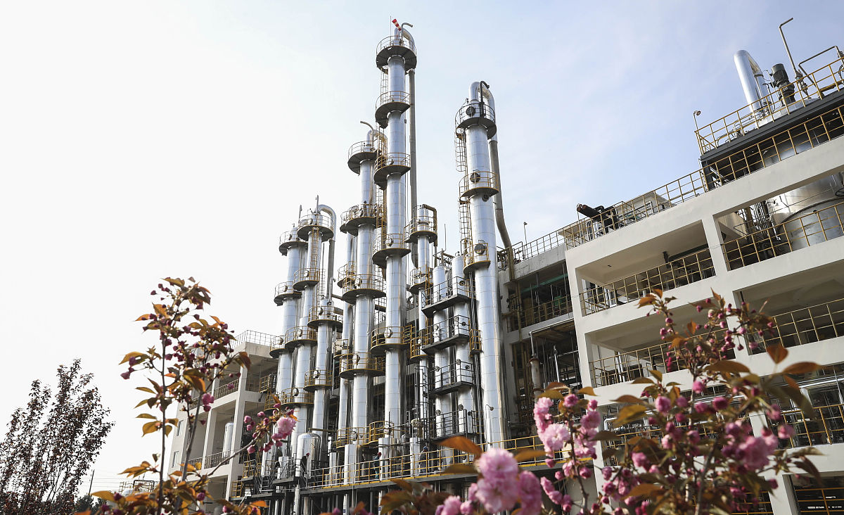 有机化工生产技术专科专业：就业前景、发展趋势及优势