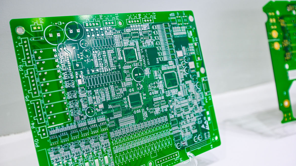 激光雕刻机：印制板雕刻指南