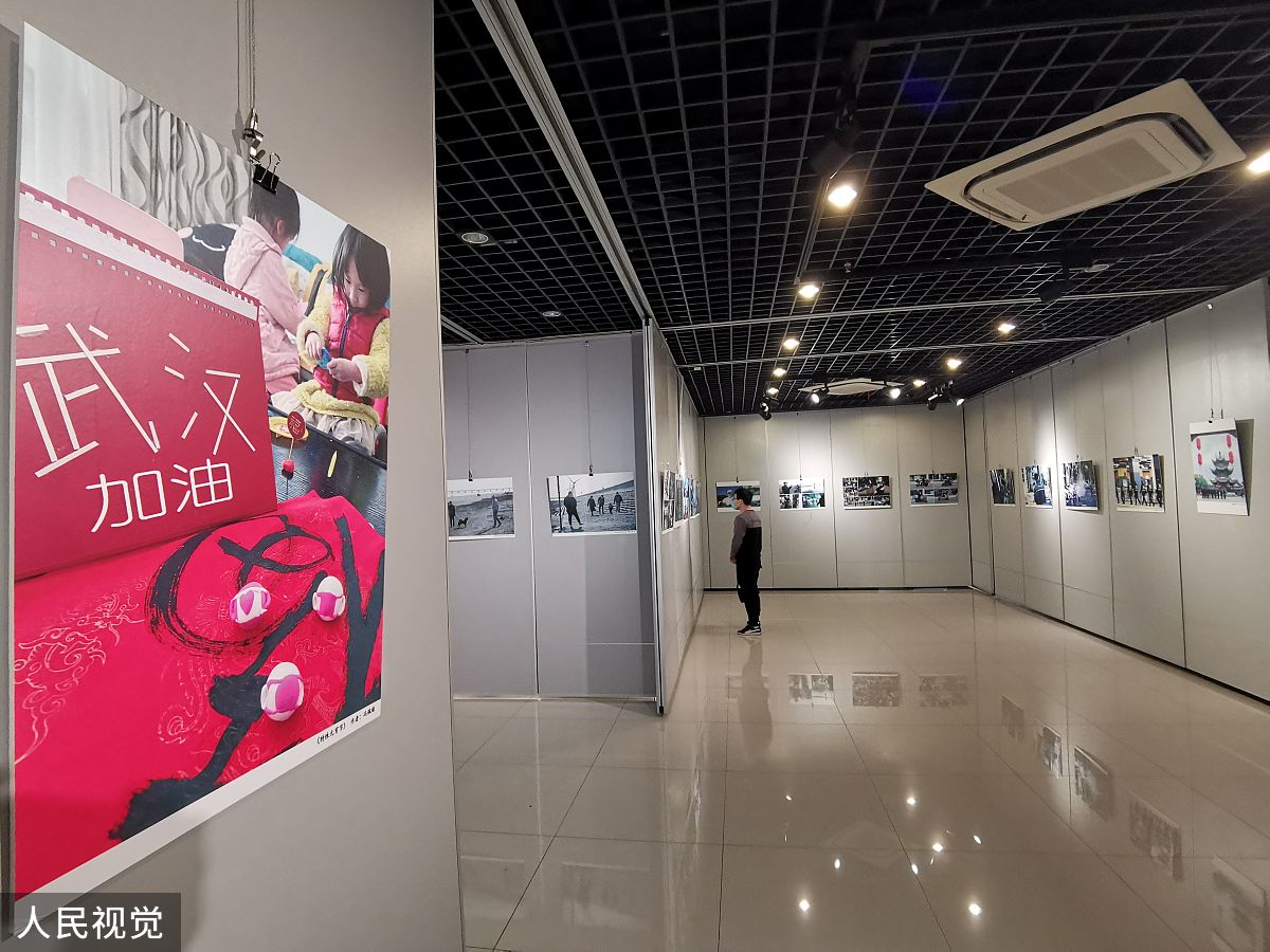 抗击疫情，展现人性光辉，凝聚社会力量