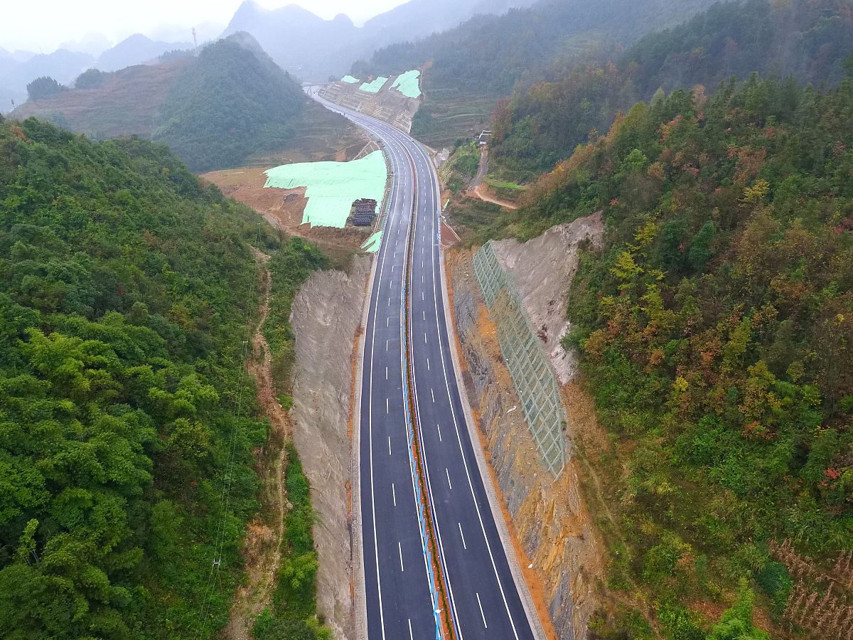 我从厦门开车回龙岩开了几百公里。夸我好厉害