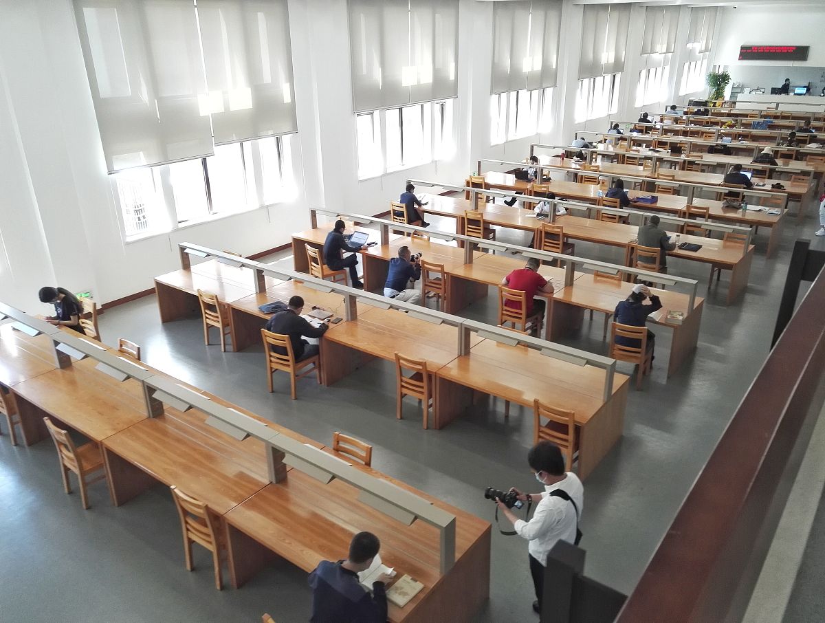 歷史系學生為什麼可以參加圖書管實習活動