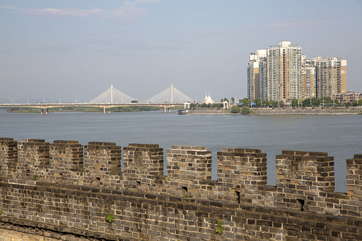 2020年8月13日,湖北省襄阳市,襄阳古城城市风光.