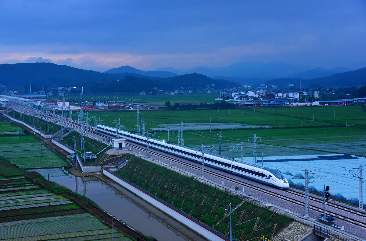 楚雄初中生学高铁学校要读几年-好不好