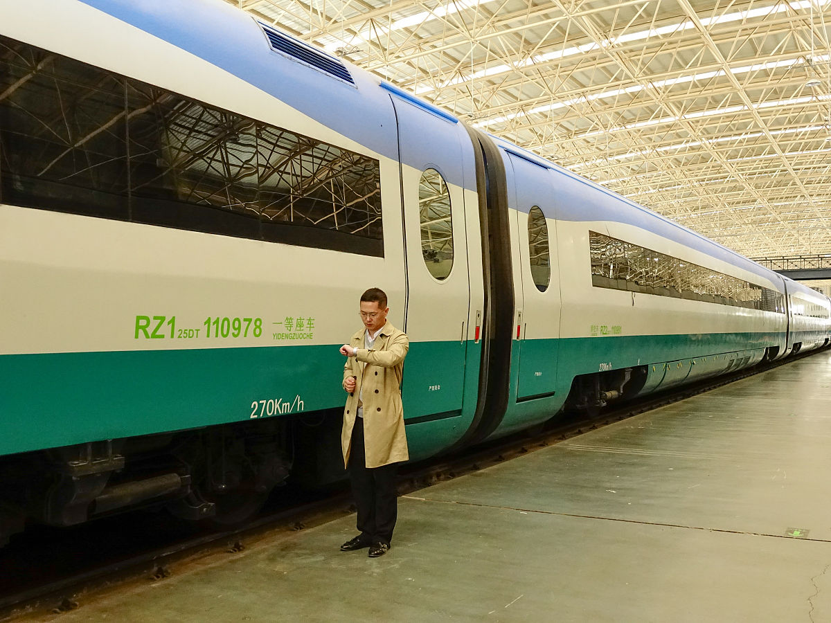 重庆铁路学校2022年最具前景的专业：信号、电气、机车