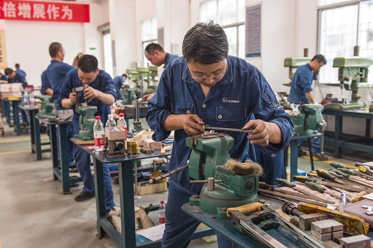 甘肃钳工专业院校推荐：哪些学校值得报考？