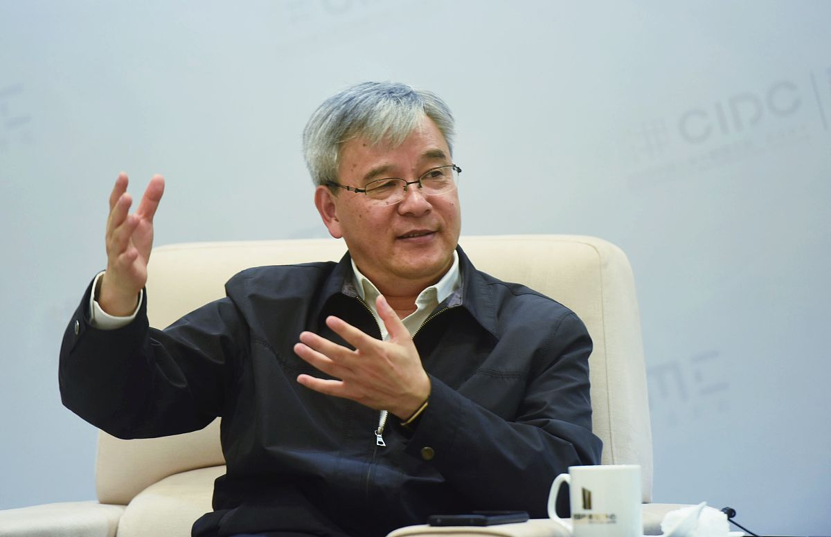 请问中山大学校长是谁